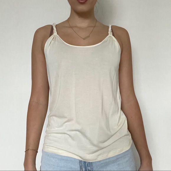 Cream twisted tank top - Picture 3 of 4